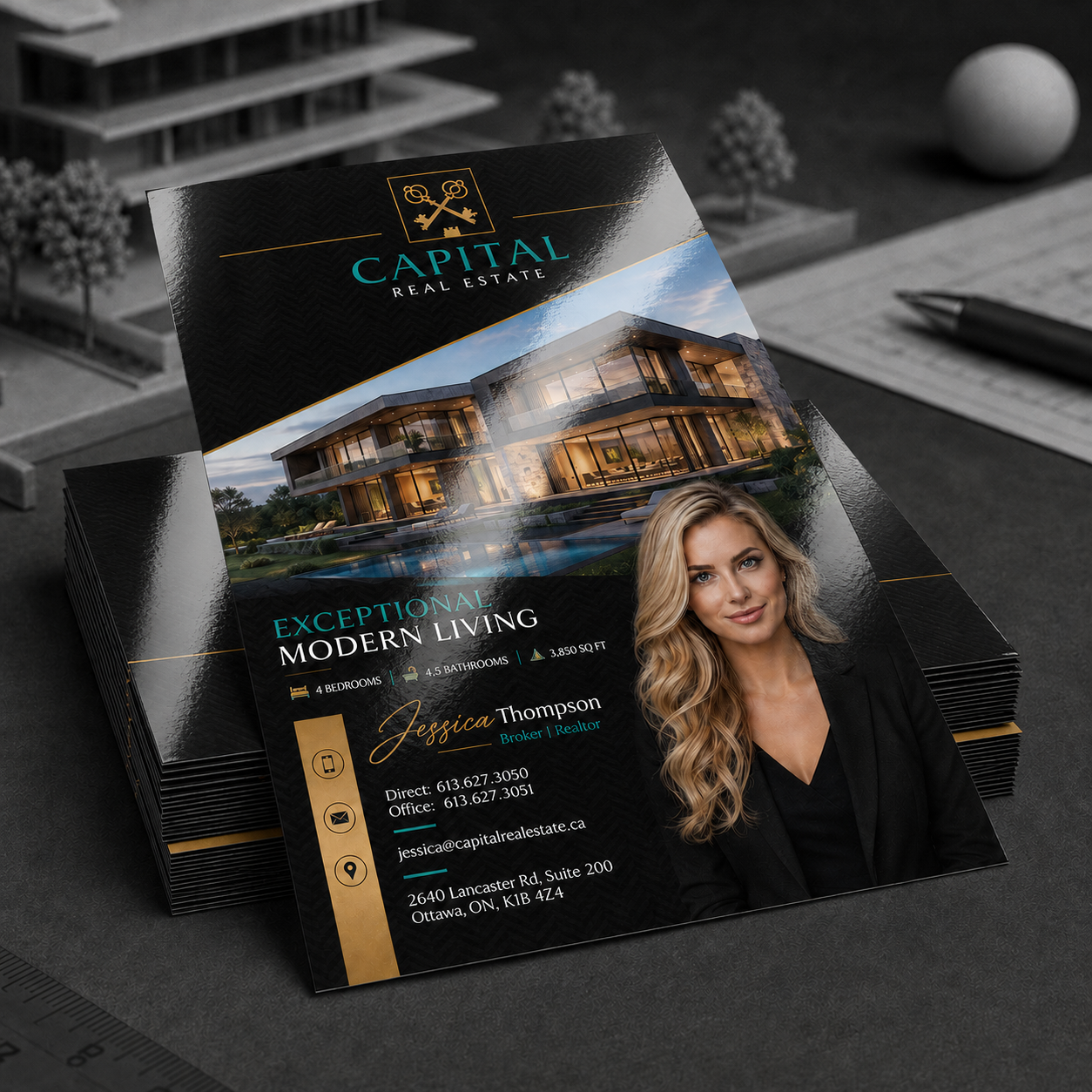 Custom Glossy Flyers