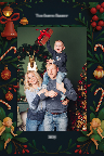 Design 27 - Vibrant Christmas Family 4"x6" Front