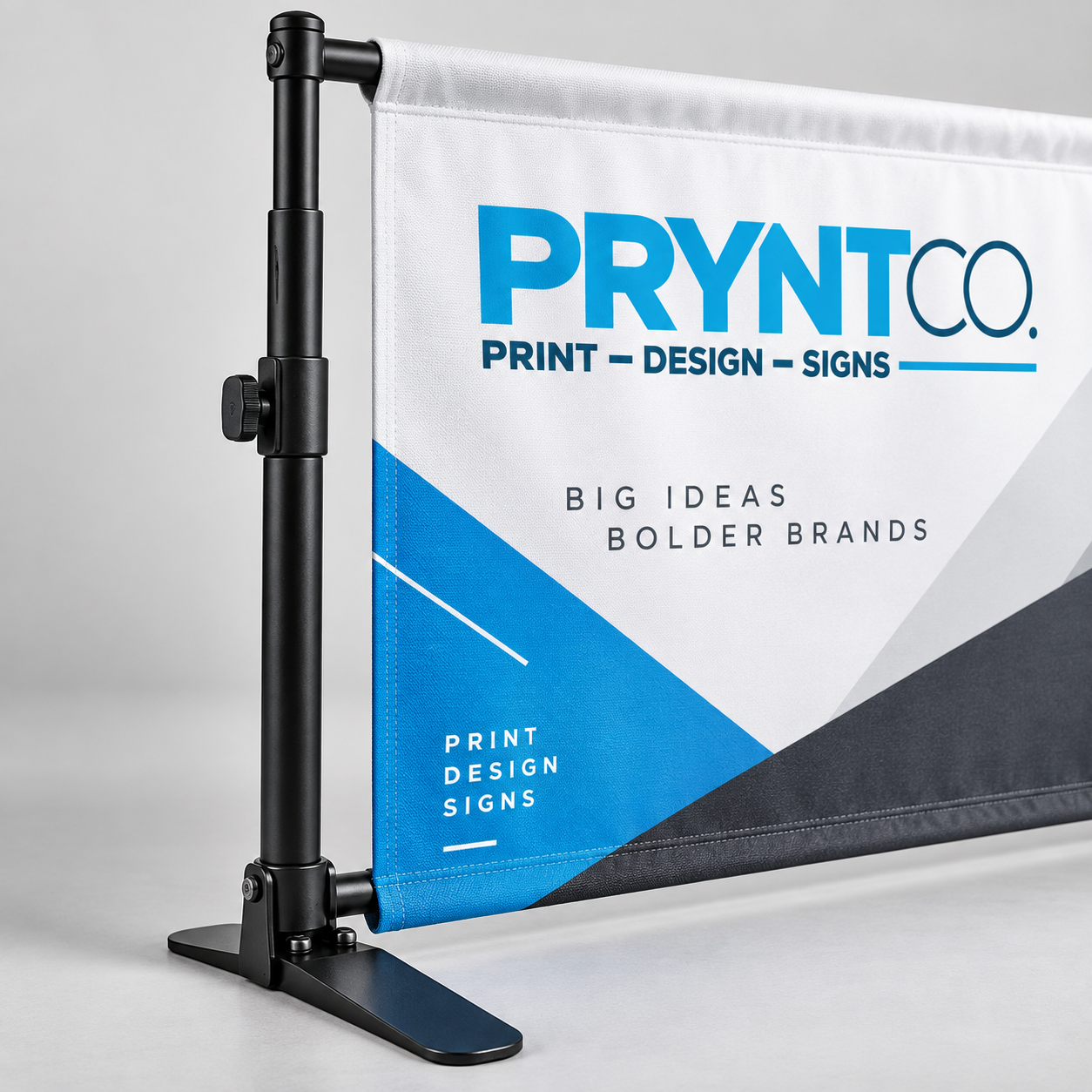 Adjustable Telescopic Fabric Display 4