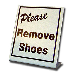 https://d241k1re3tsyhu.cloudfront.net/signsinth/images/product/Standup_-_Please_Remove_Shoes-SMALL70.jpg